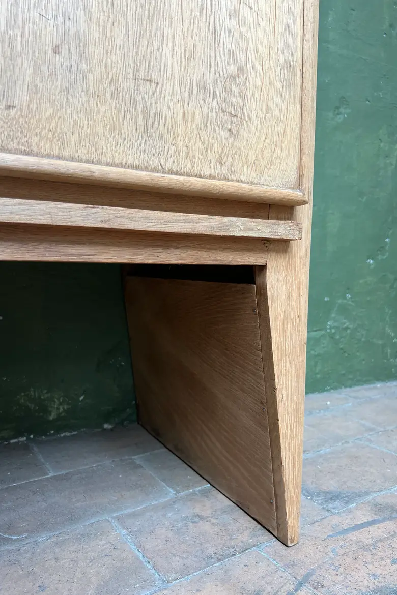 Ancien buffet en chêne de René Gabriel – Années 50