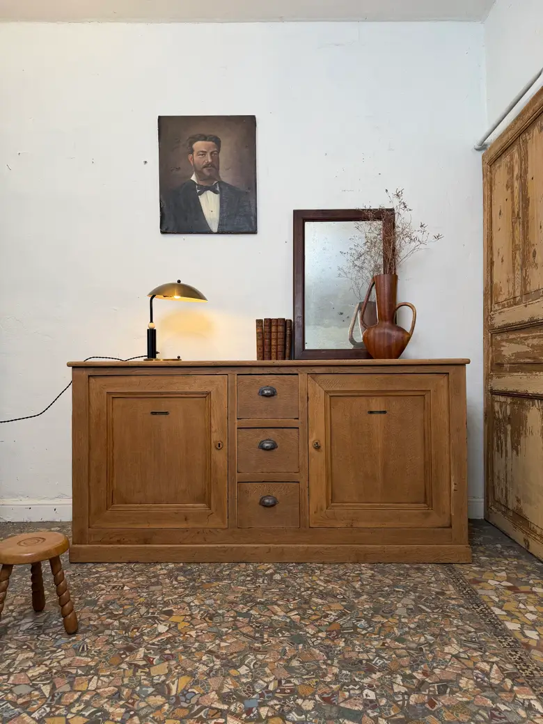Ancien buffet en chêne – Début XXe siècle — Ancien buffet en chêne – Début XXe siècle