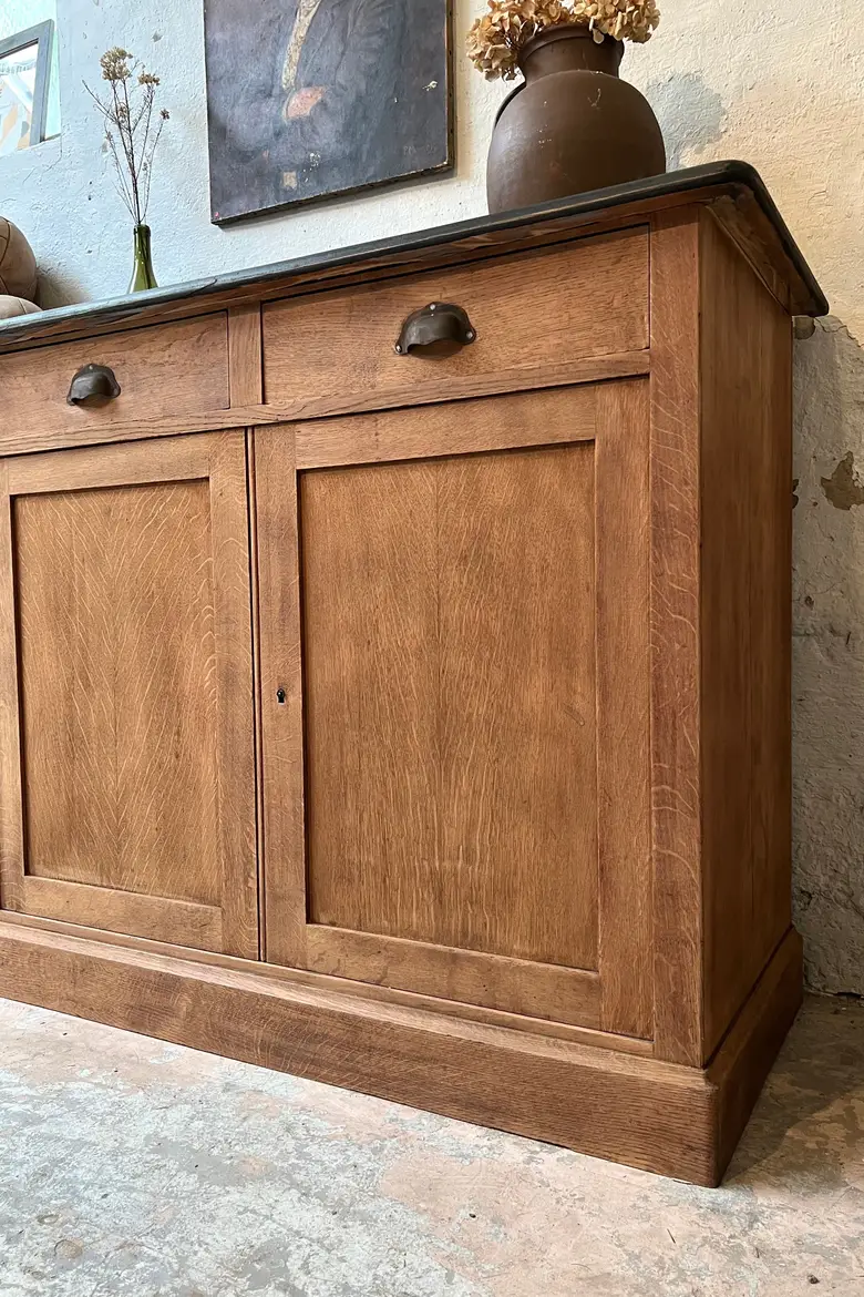 Ancien buffet en chêne Début XXème