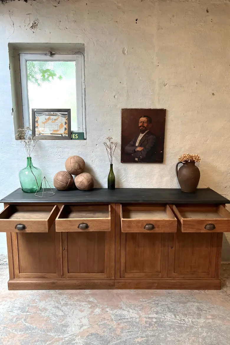 Ancien buffet en chêne Début XXème