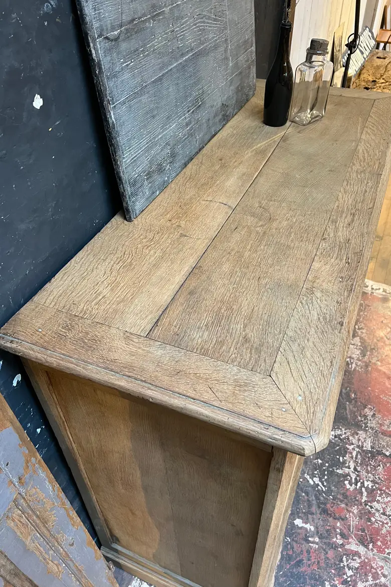 Ancien buffet en chêne Début XXème