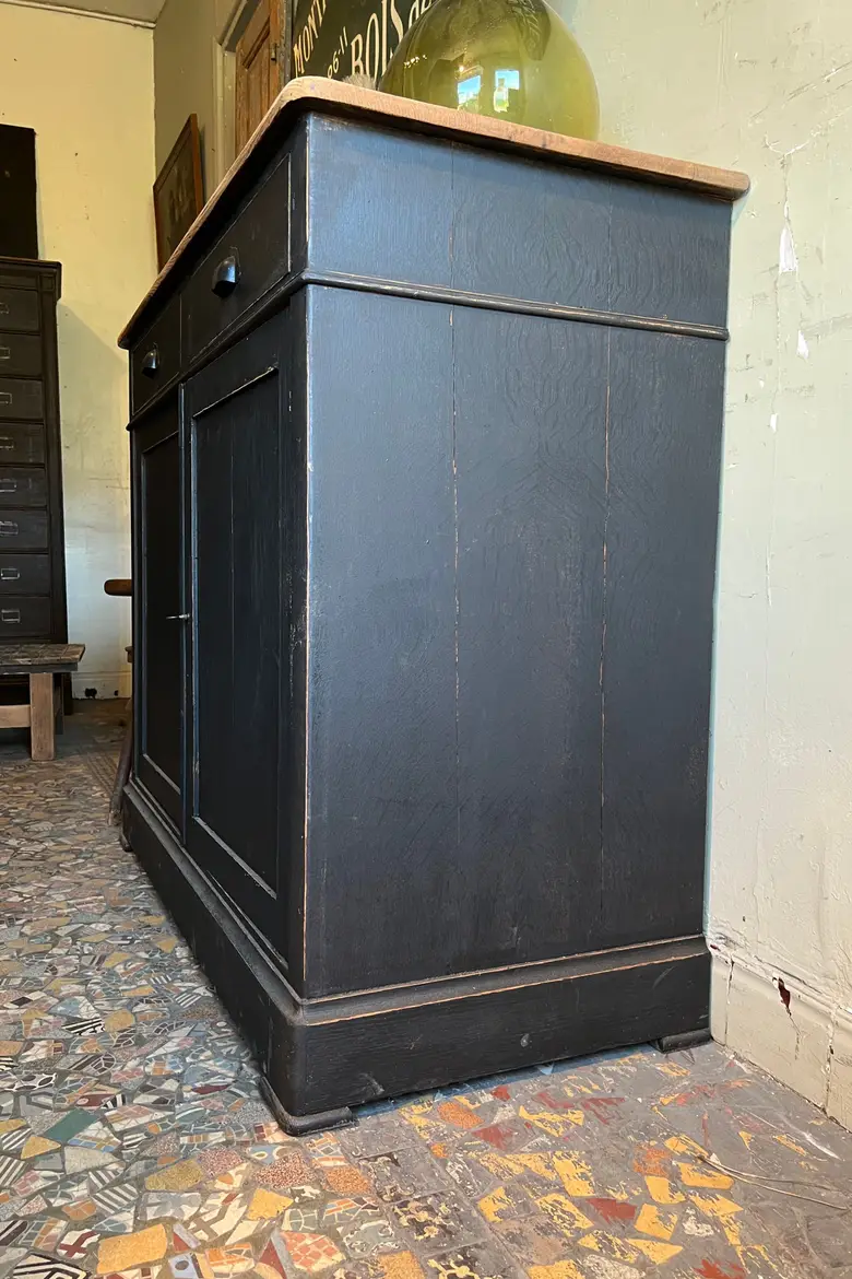 Ancien buffet en chêne Début XXème
