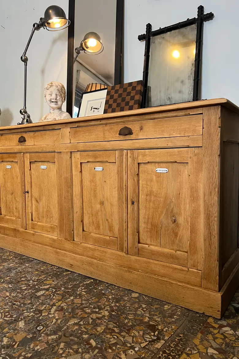 Ancien buffet en chêne Début XXème