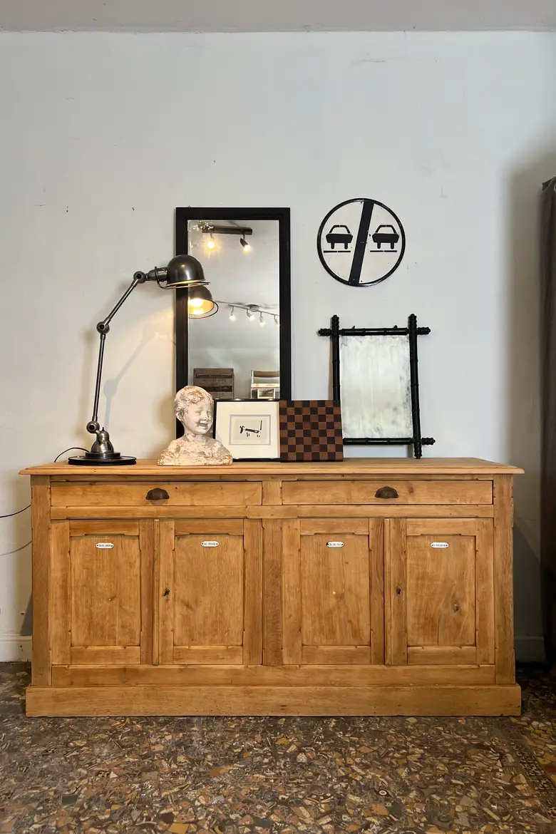 Ancien buffet en chêne Début XXème