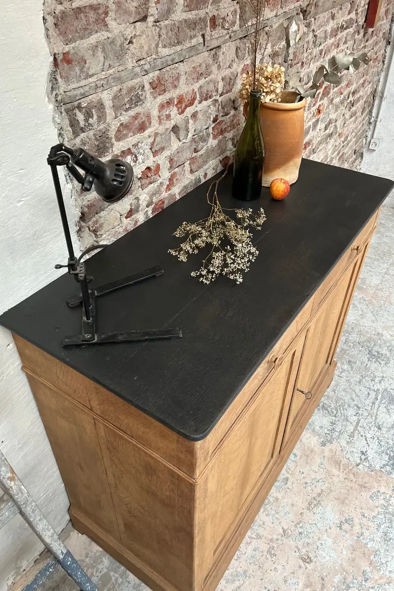 Ancien buffet en chêne Début XXème