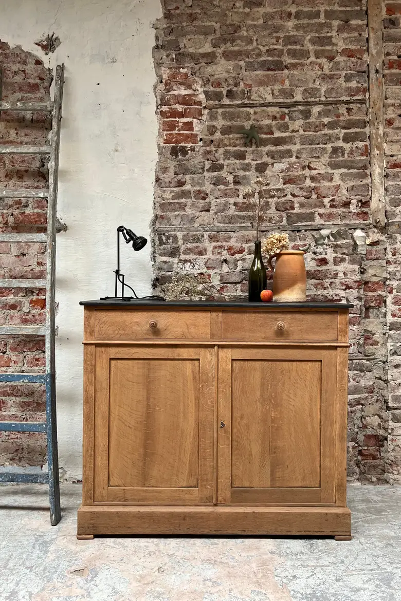 Ancien buffet en chêne Début XXème