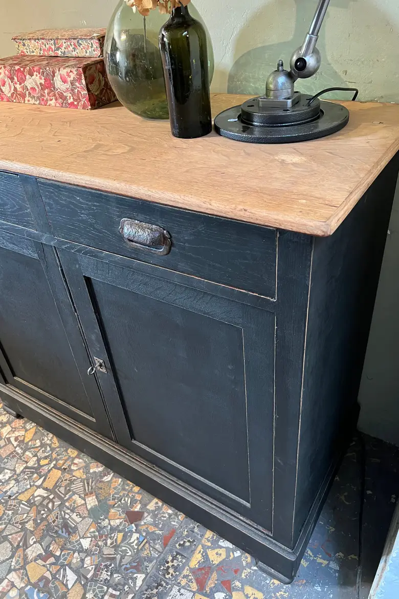Ancien buffet en chêne Début XXème