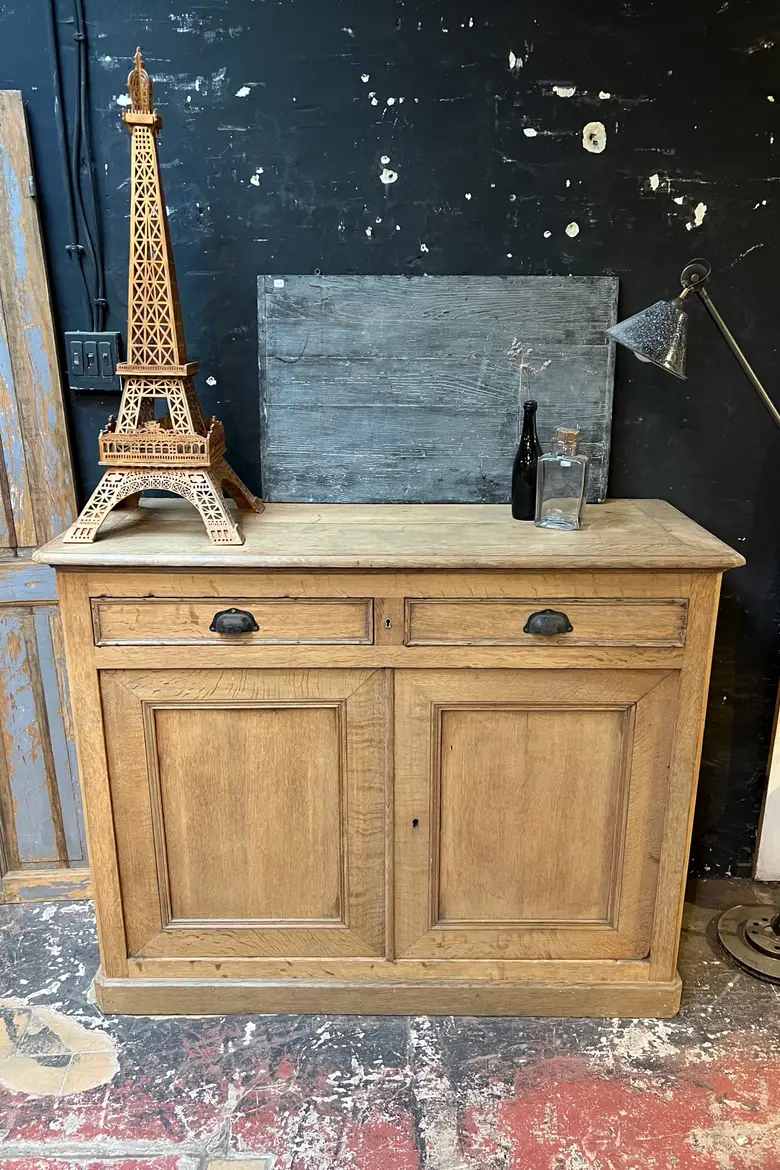 Ancien buffet en chêne Début XXème
