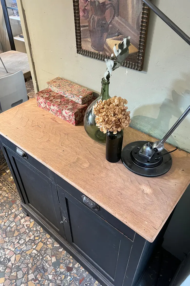 Ancien buffet en chêne Début XXème