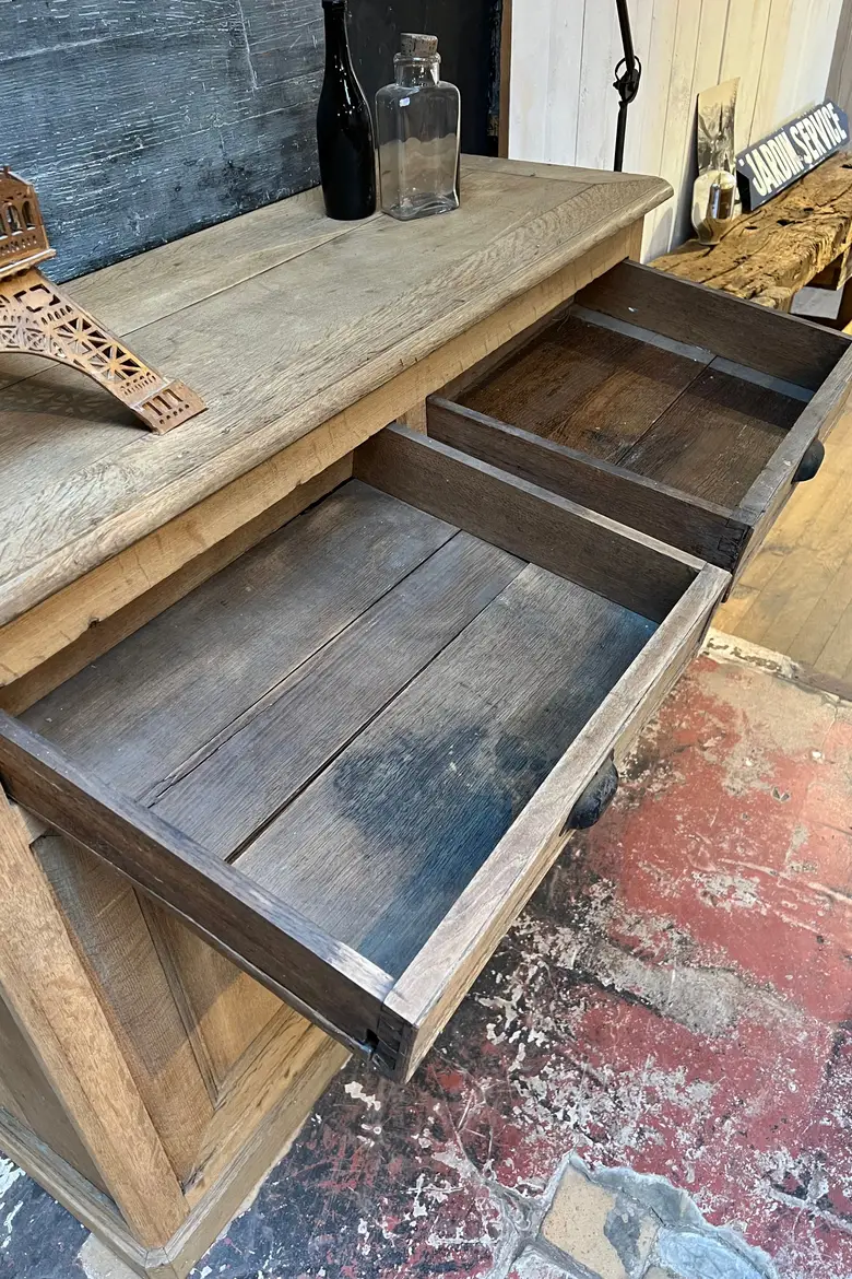 Ancien buffet en chêne Début XXème