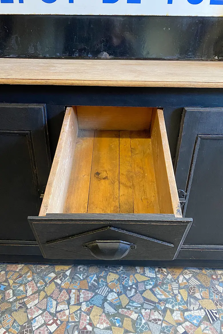 Ancien buffet en chêne XXème