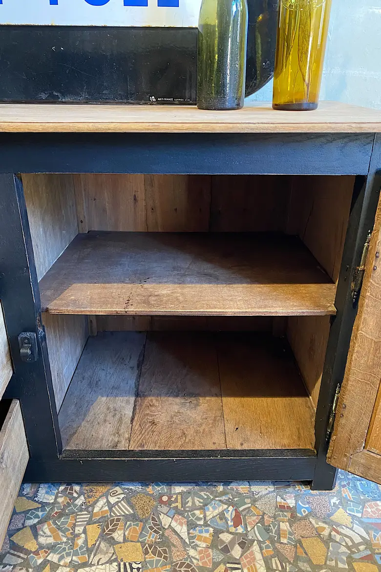 Ancien buffet en chêne XXème