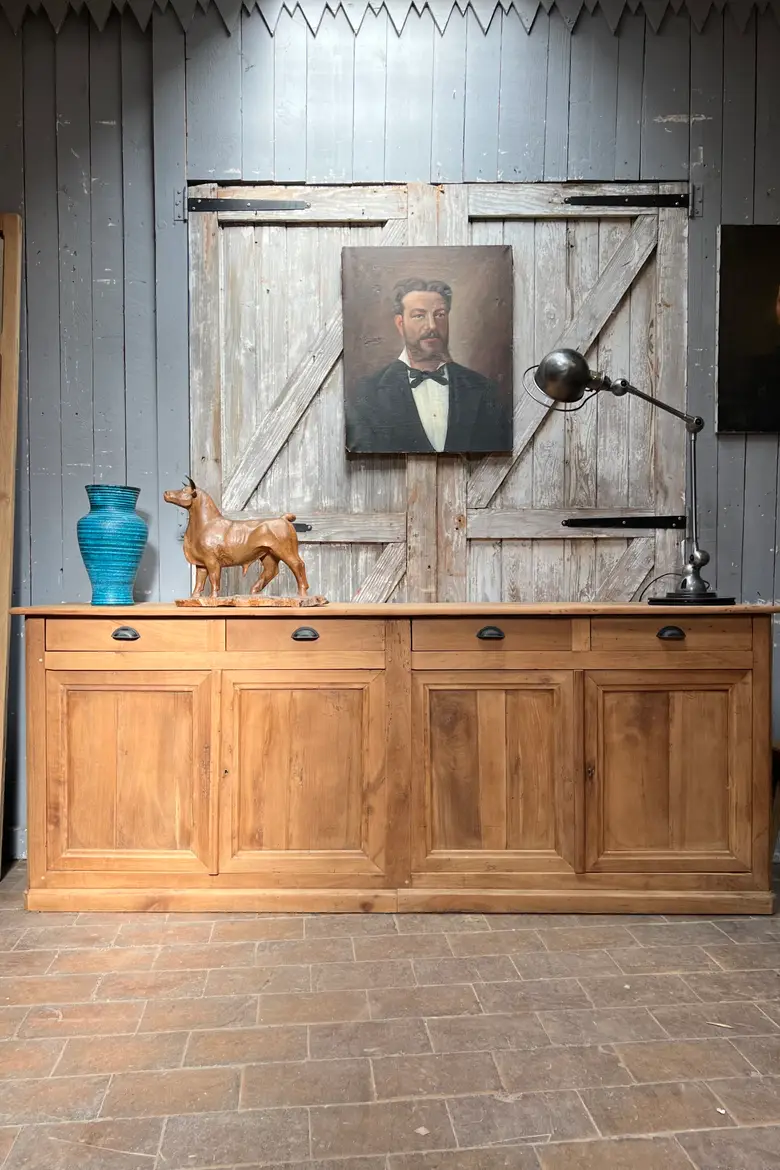 Ancien buffet en merisier