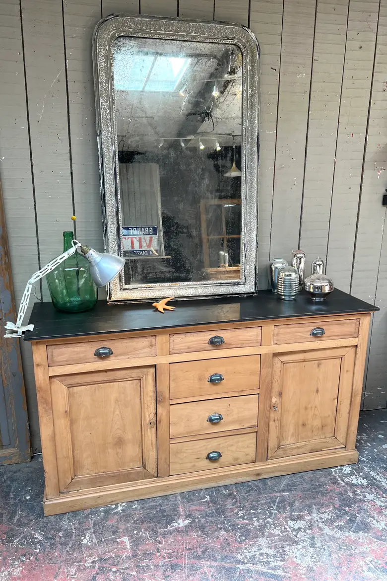 Ancien buffet en merisier
