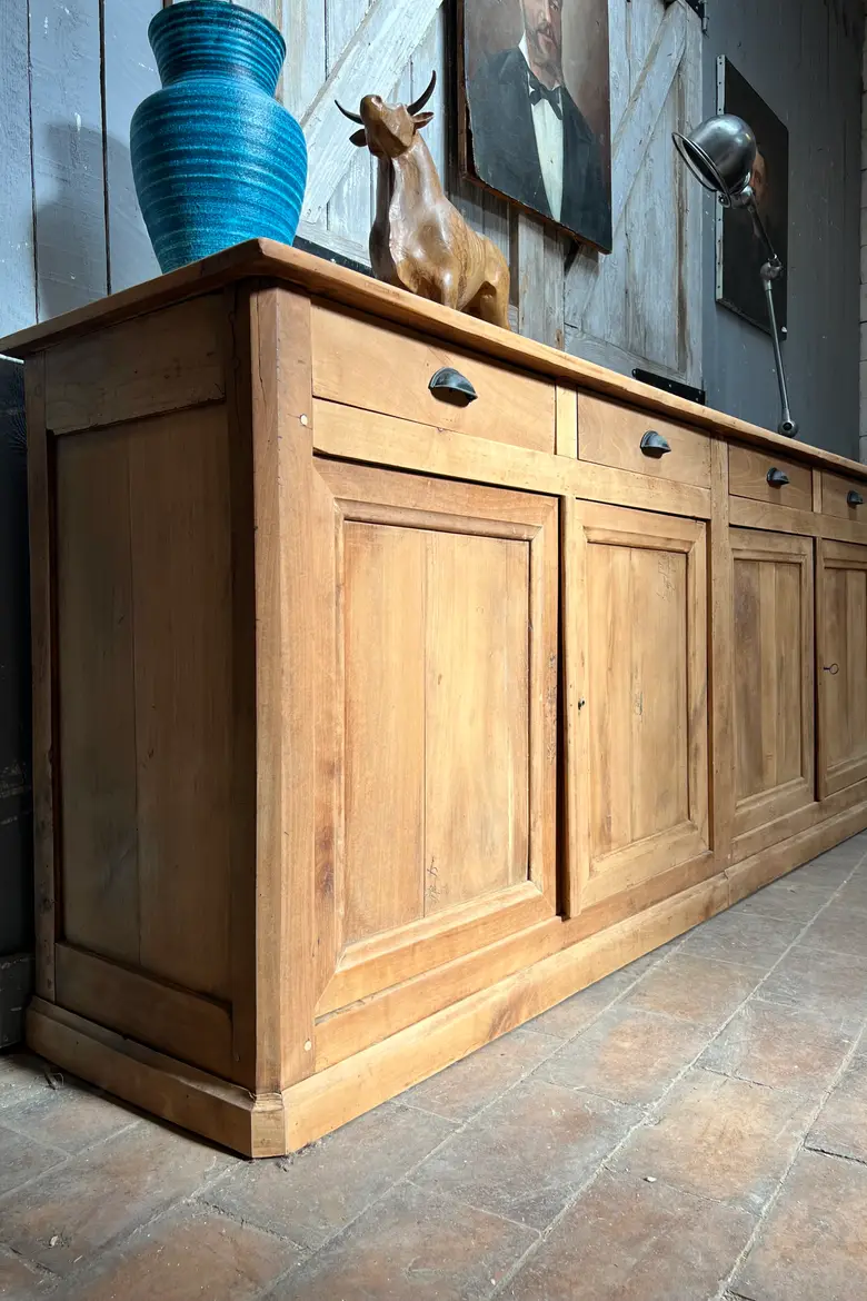 Ancien buffet en merisier