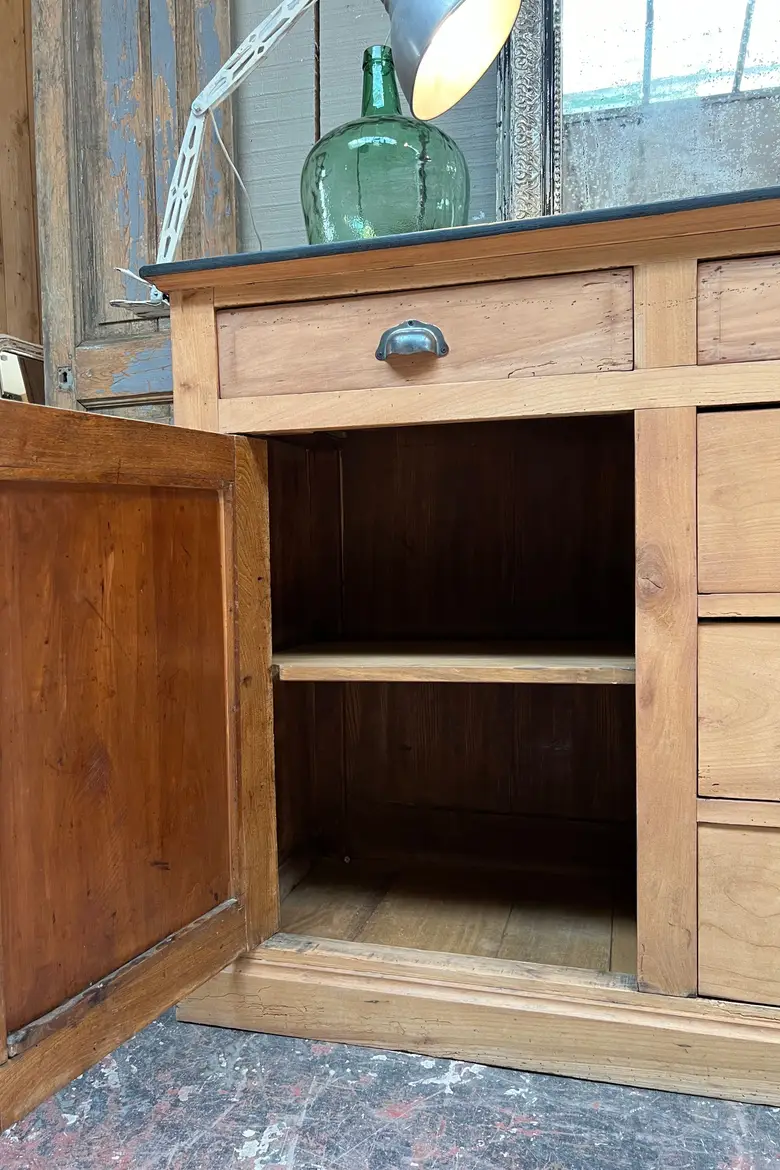 Ancien buffet en merisier
