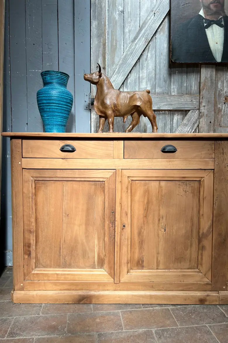 Ancien buffet en merisier
