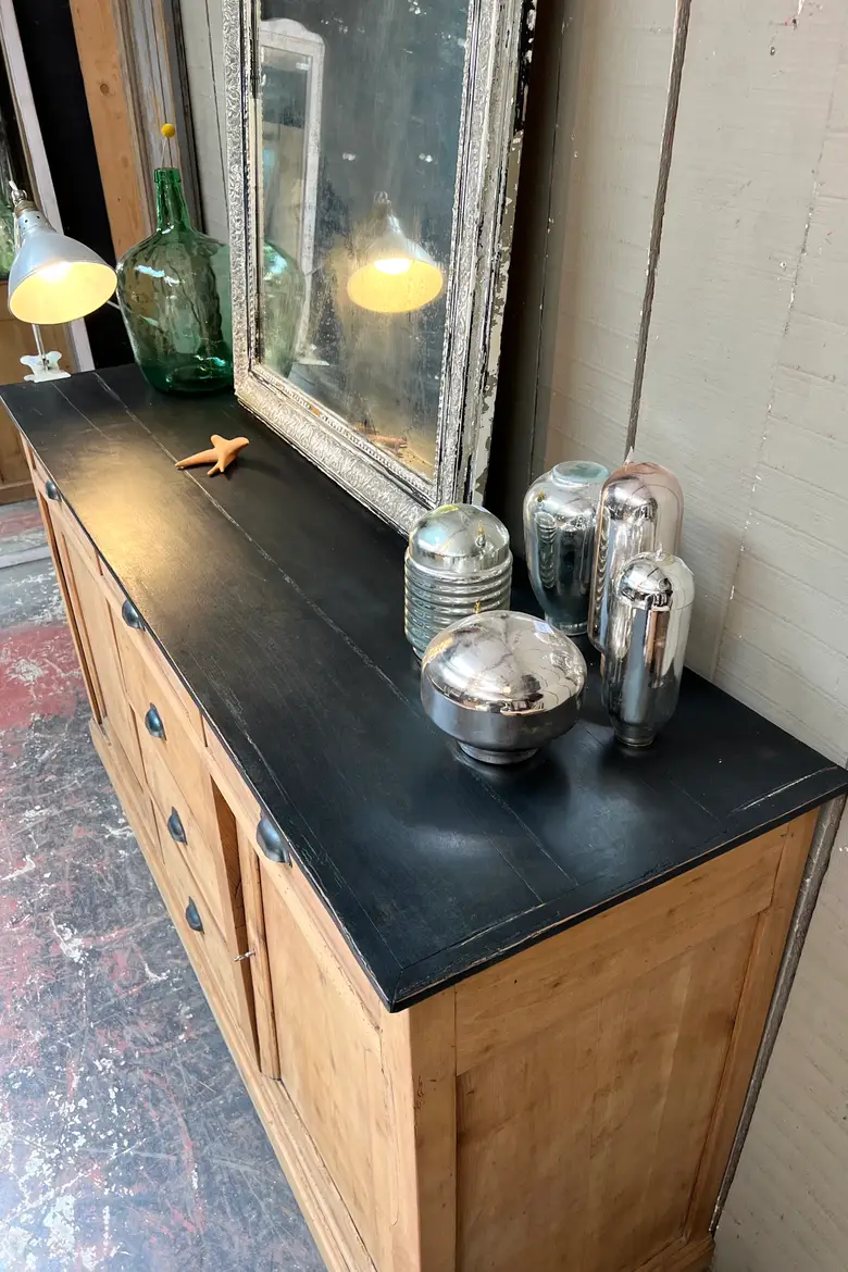Ancien buffet en merisier