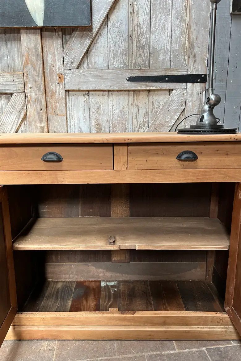 Ancien buffet en merisier