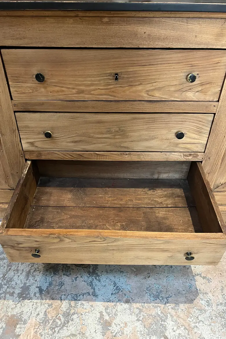 Ancien buffet en orme XIXème