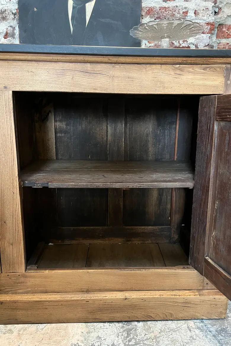 Ancien buffet en orme XIXème