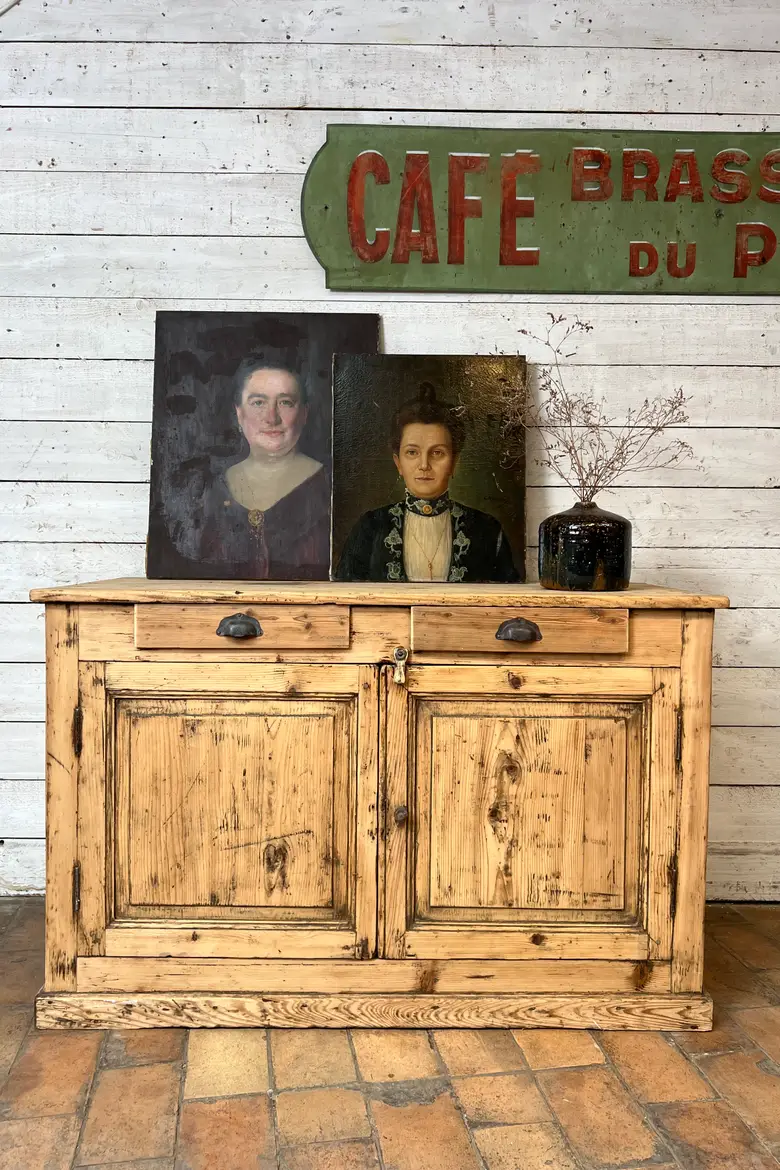 Ancien buffet en sapin – Bois brut