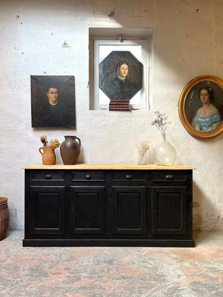 Ancien buffet en sapin Début XXème