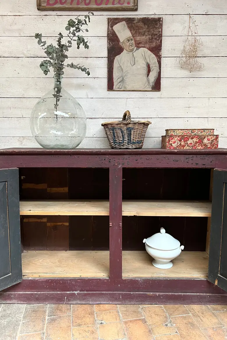 Ancien buffet en sapin Début XXème