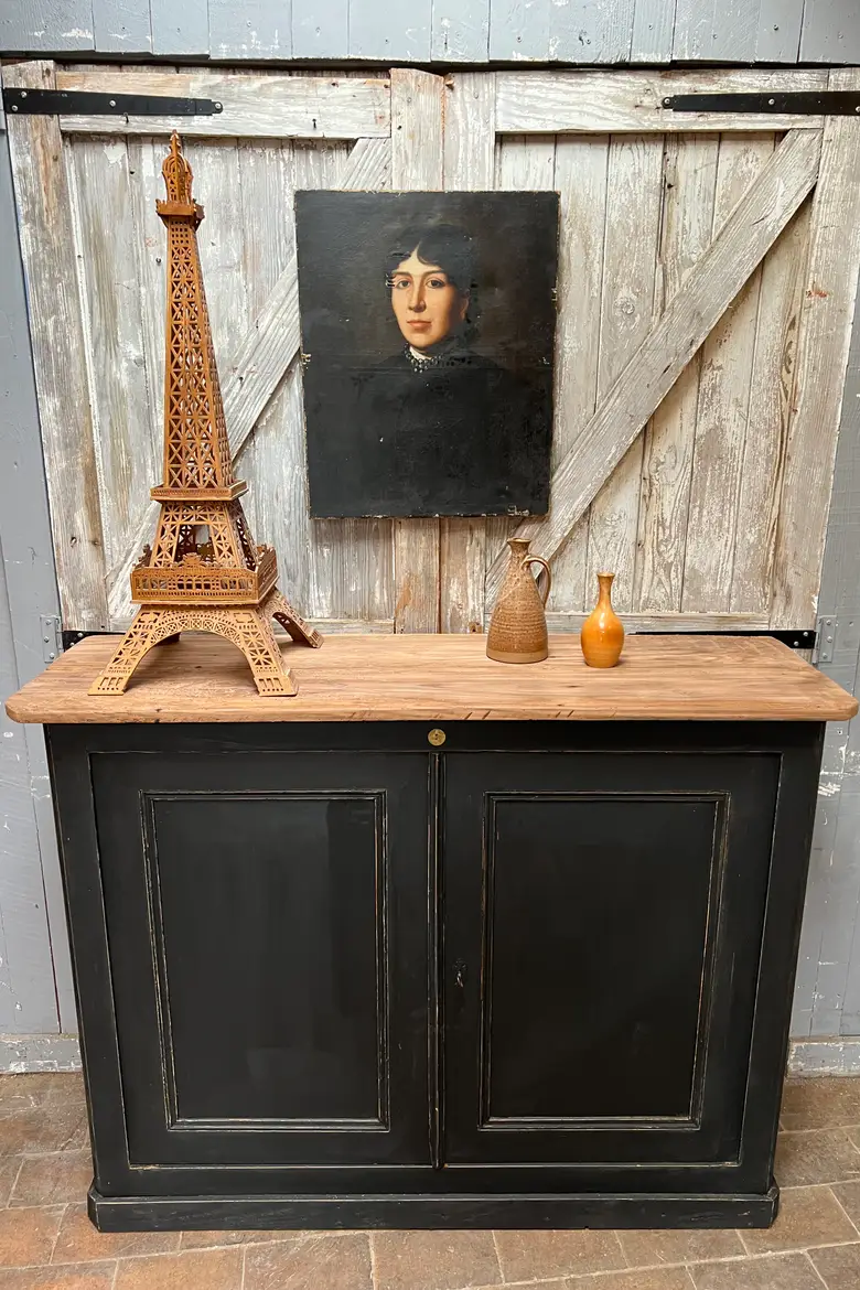 Ancien buffet en sapin Début XXème