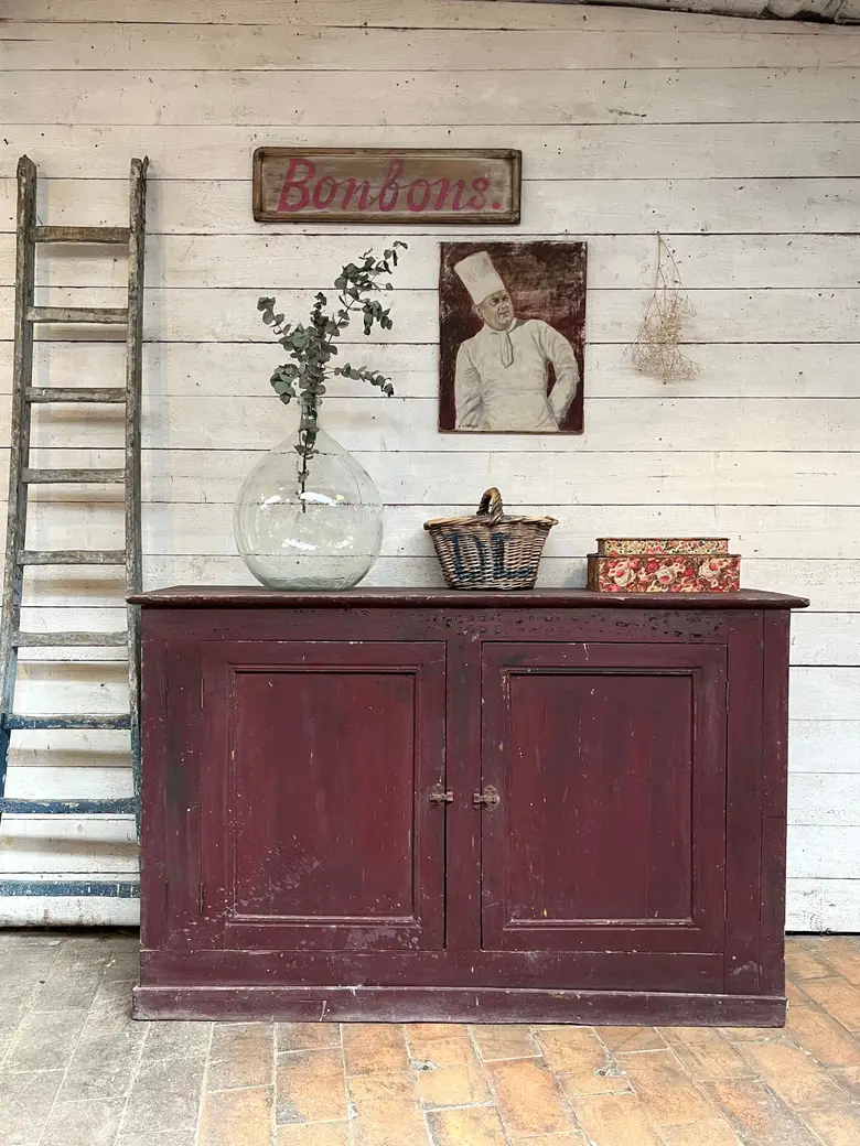 Ancien buffet en sapin Début XXème