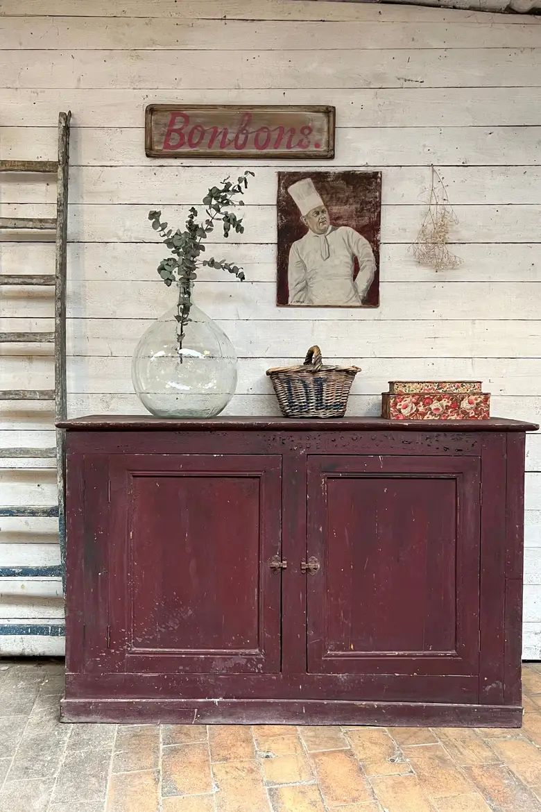 Ancien buffet en sapin Début XXème