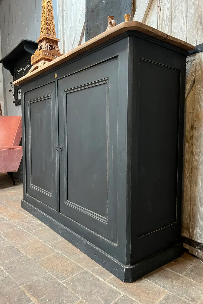 Ancien buffet en sapin Début XXème