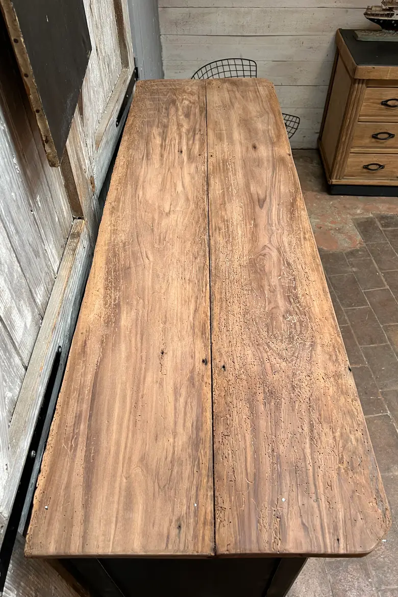 Ancien buffet en sapin Début XXème