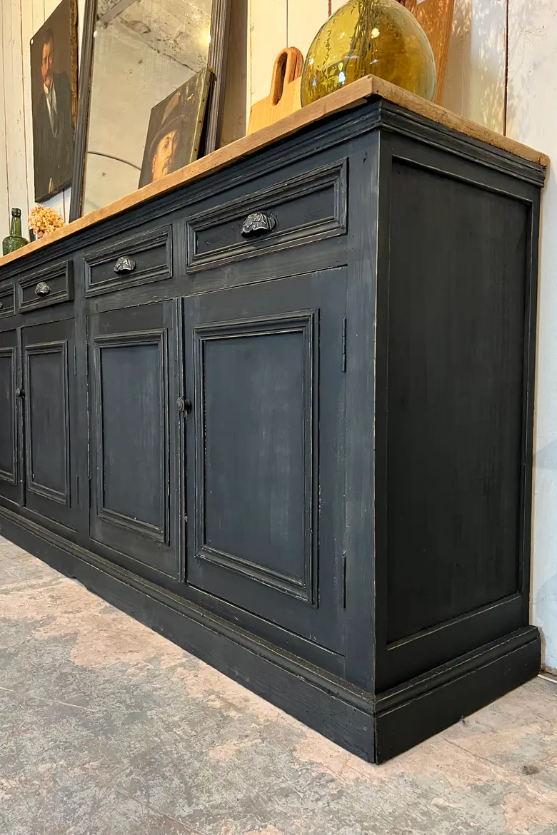 Ancien buffet en sapin Début XXème