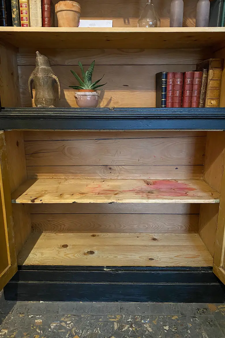 Ancien buffet vaisselier en sapin Début XXème