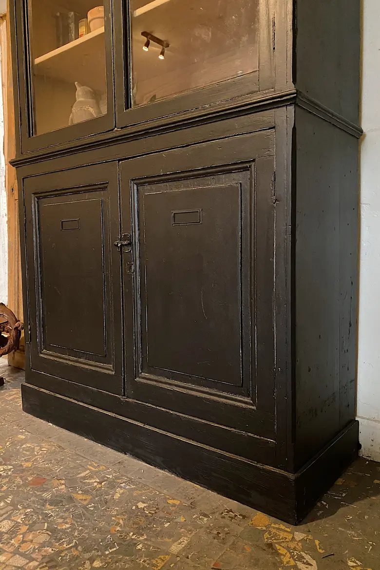 Ancien buffet vaisselier en sapin Début XXème