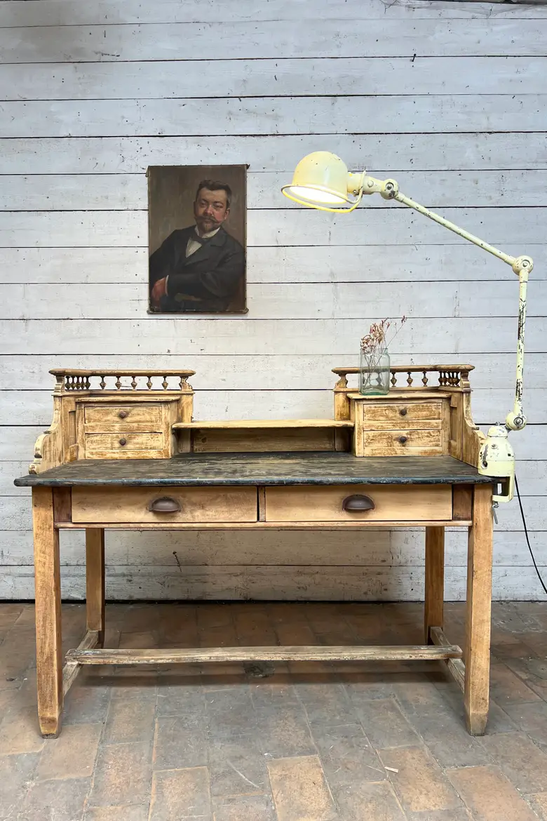 Ancien bureau comptoir – Début XXe
