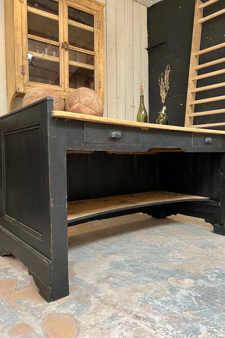 Ancien bureau / comptoir en bois Début XXème