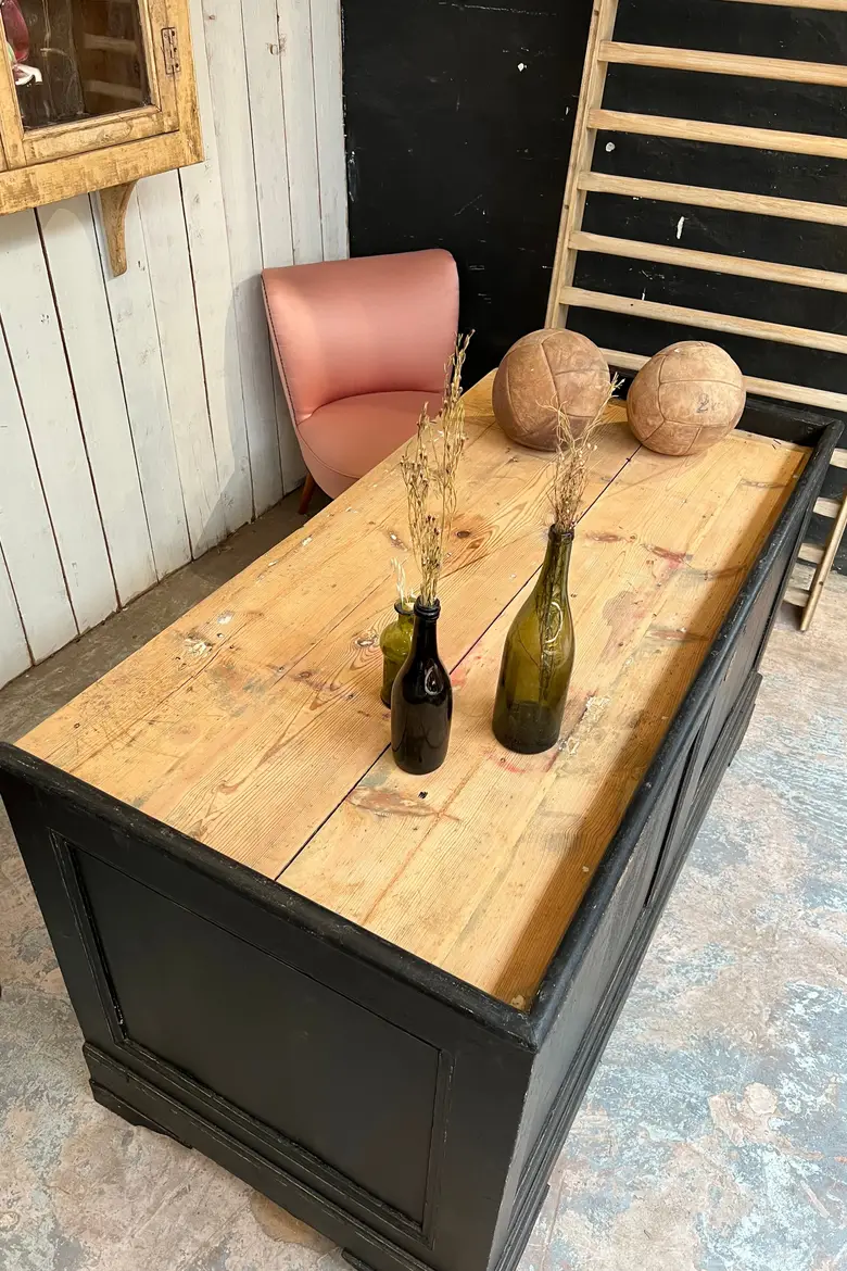 Ancien bureau / comptoir en bois Début XXème