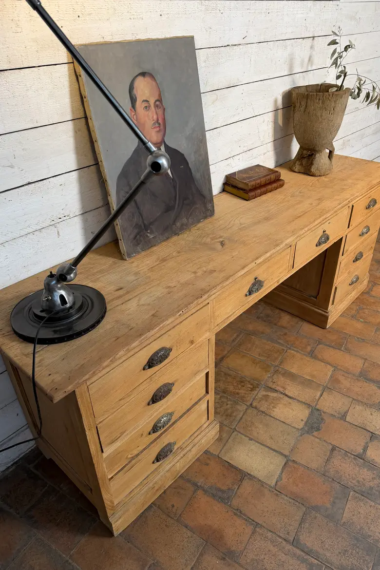 Ancien bureau comptoir en orme