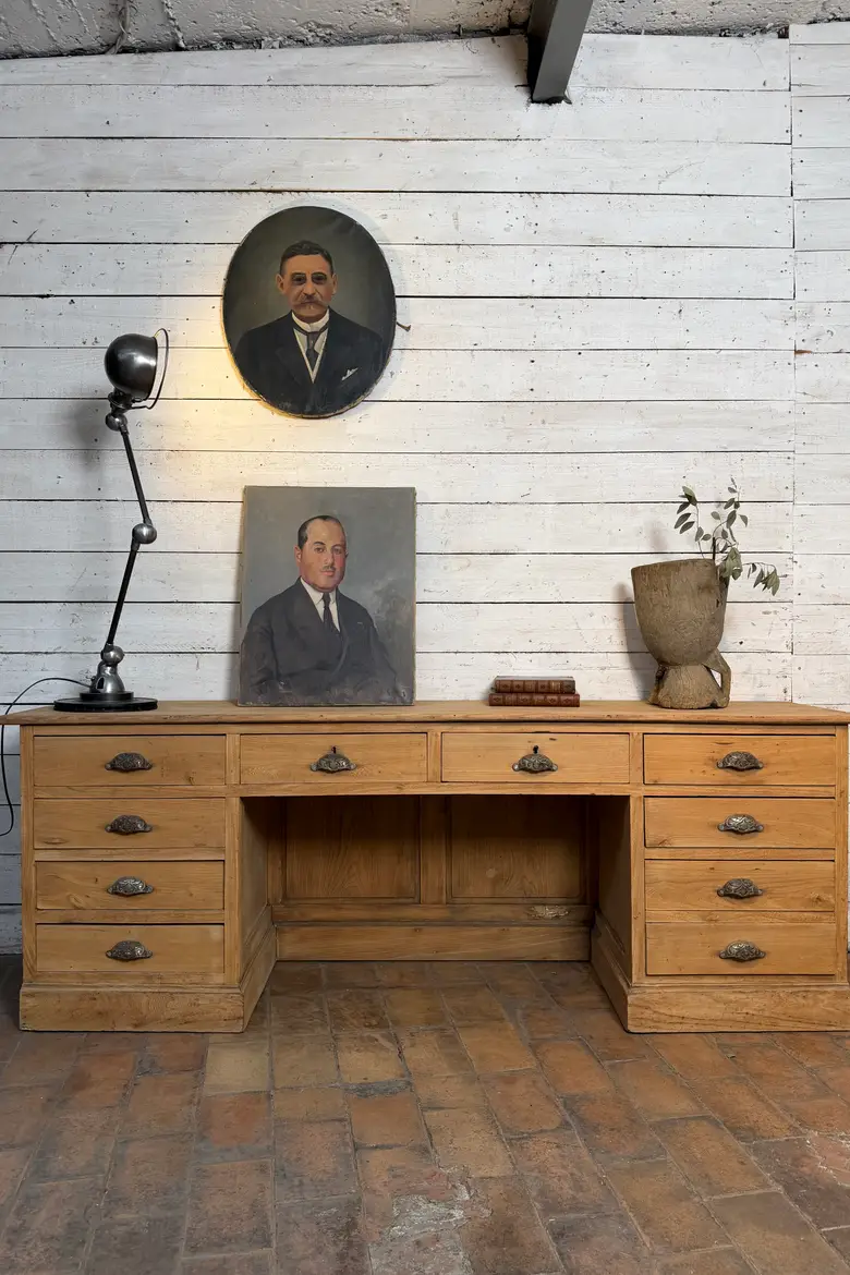 Ancien bureau comptoir en orme