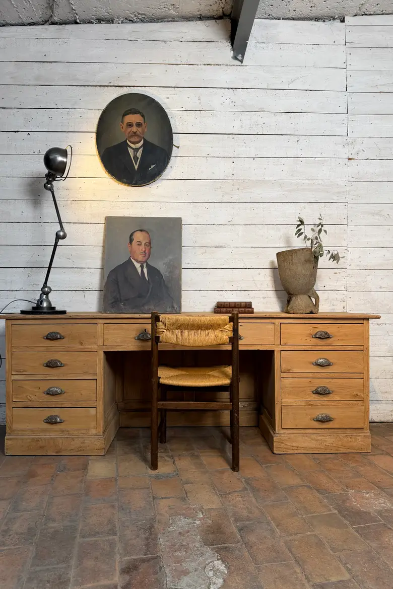 Ancien bureau comptoir en orme