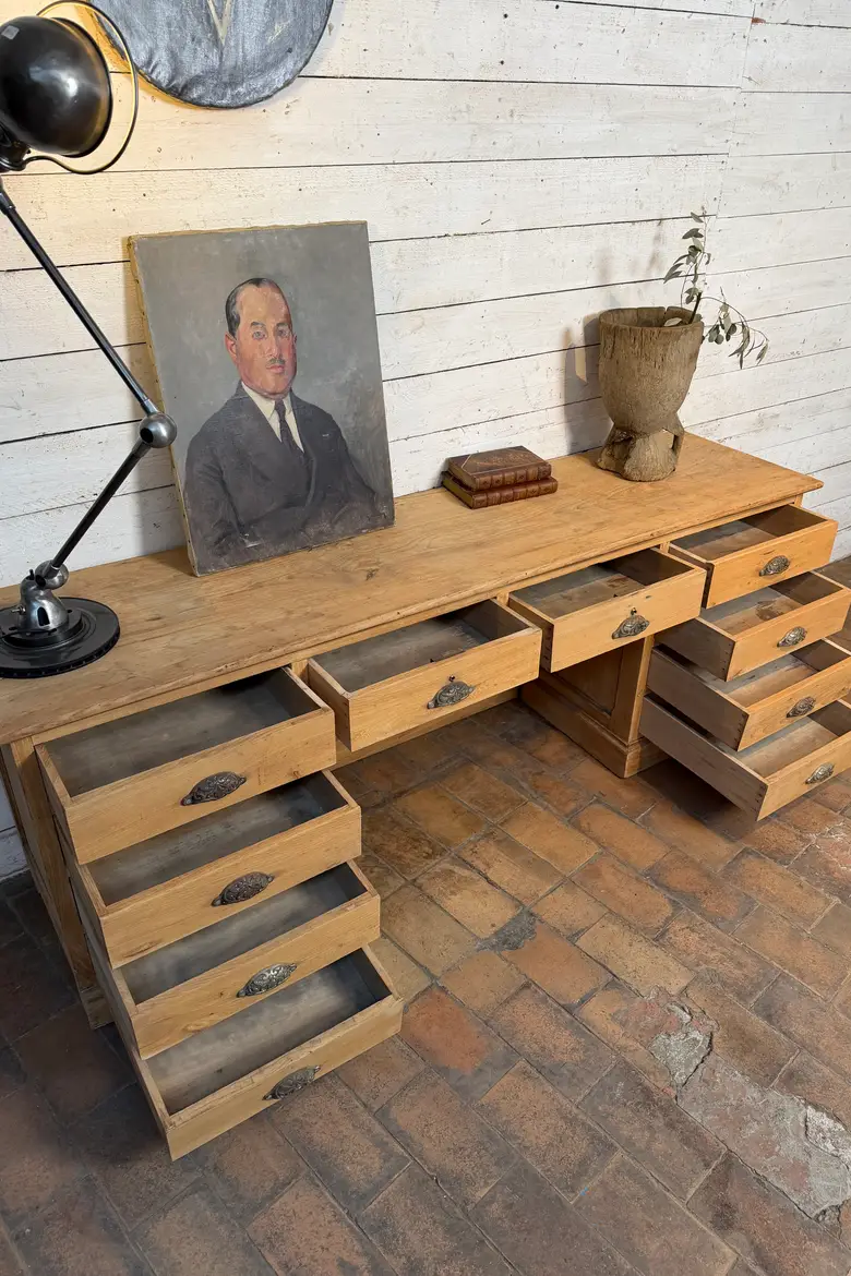 Ancien bureau comptoir en orme