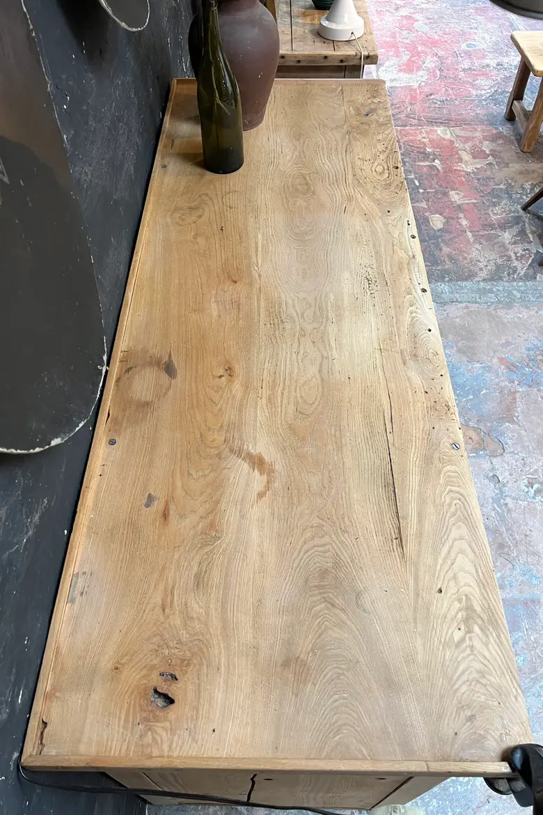 Ancien bureau de cordonnier début 20e