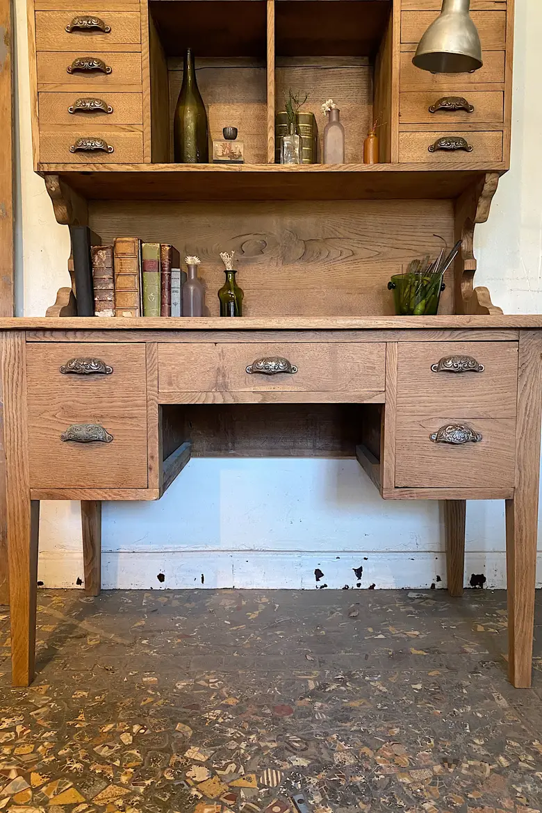 Ancien bureau de poste en chêne Début XXème