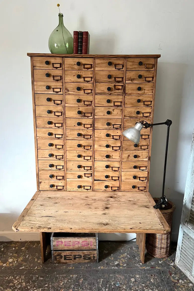 Ancien bureau de quincaillerie en bois Début XXème