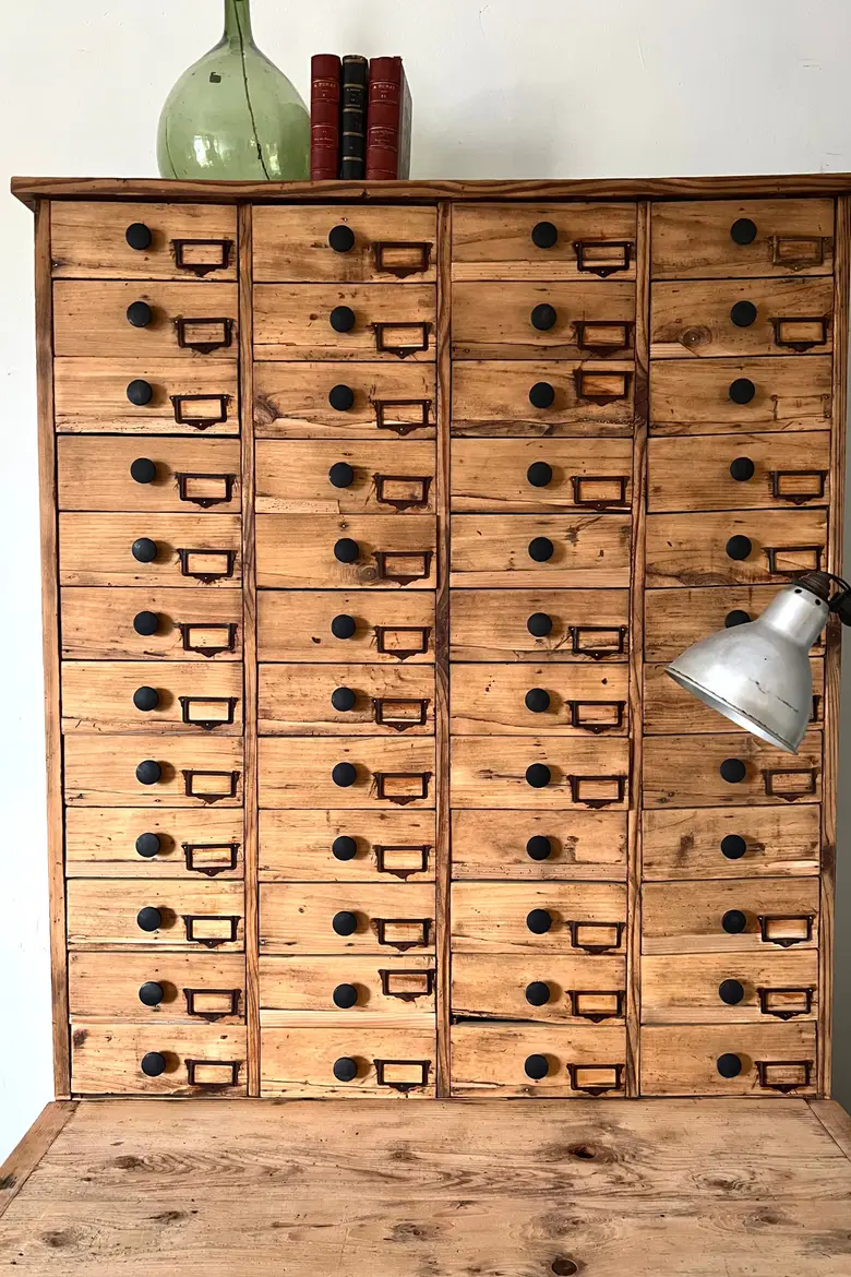 Ancien bureau de quincaillerie en bois Début XXème