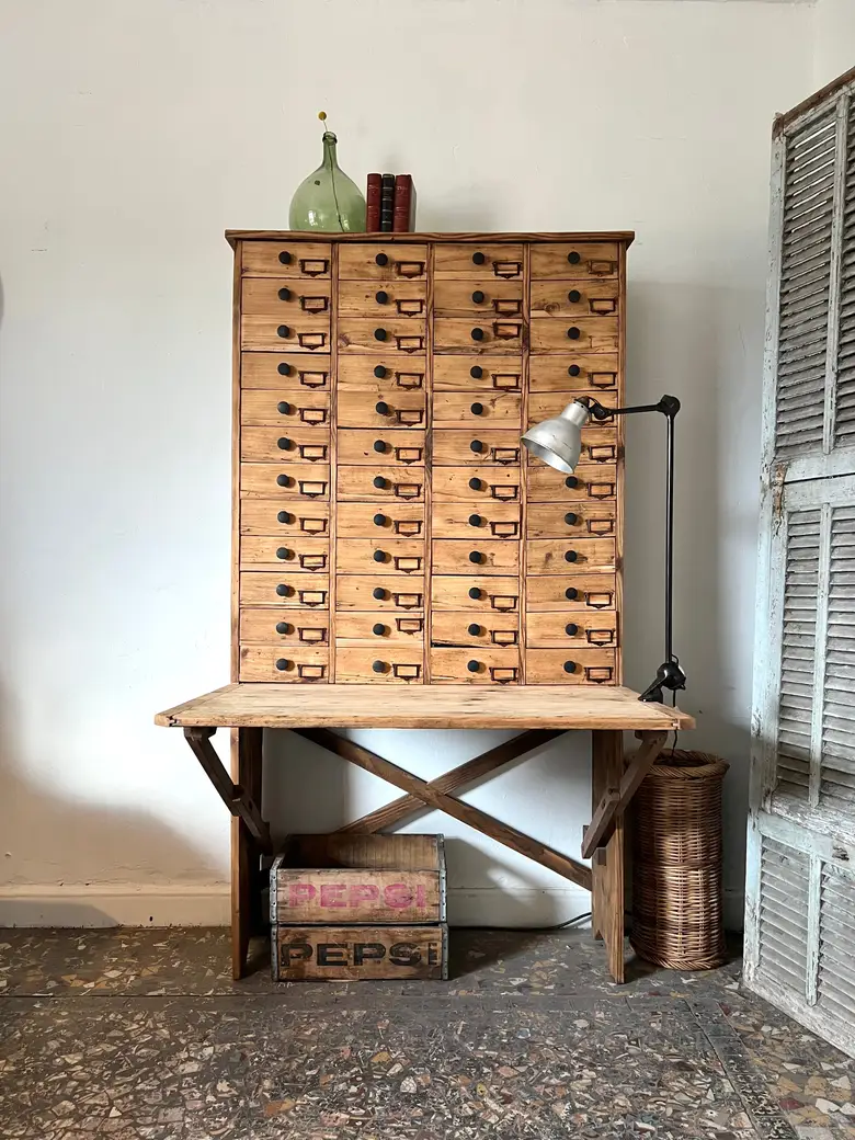 Ancien bureau de quincaillerie en bois Début XXème