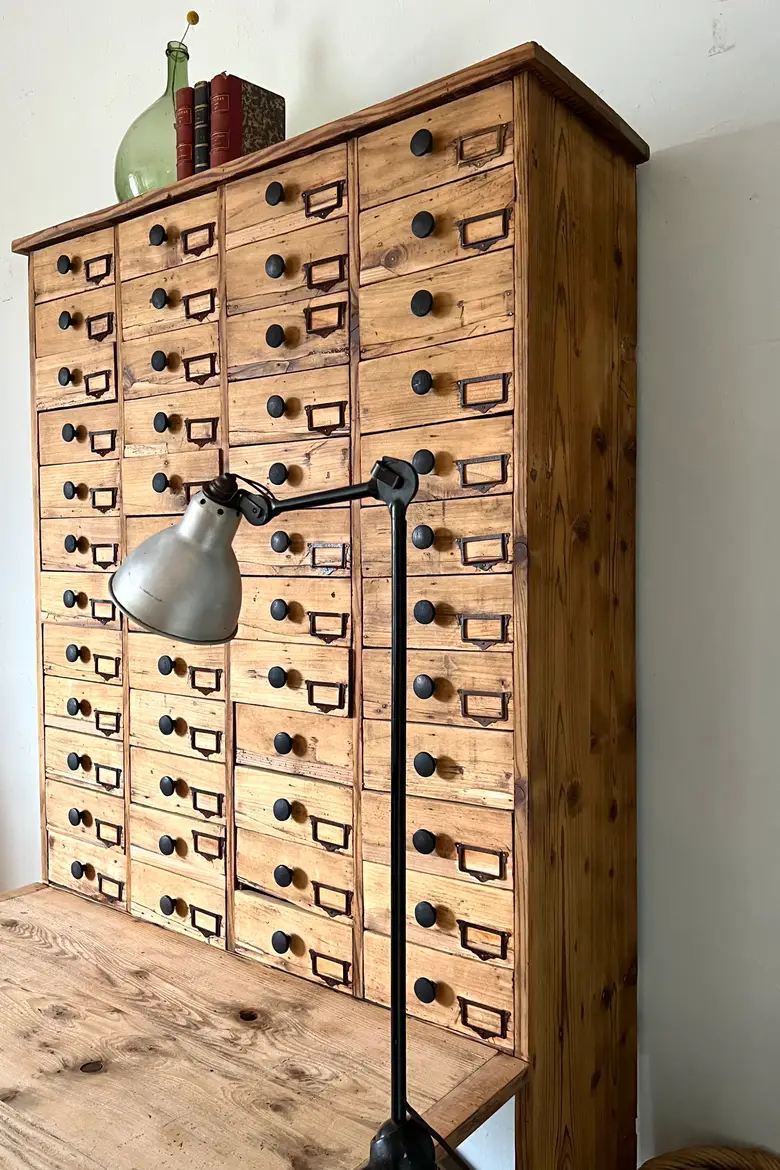 Ancien bureau de quincaillerie en bois Début XXème