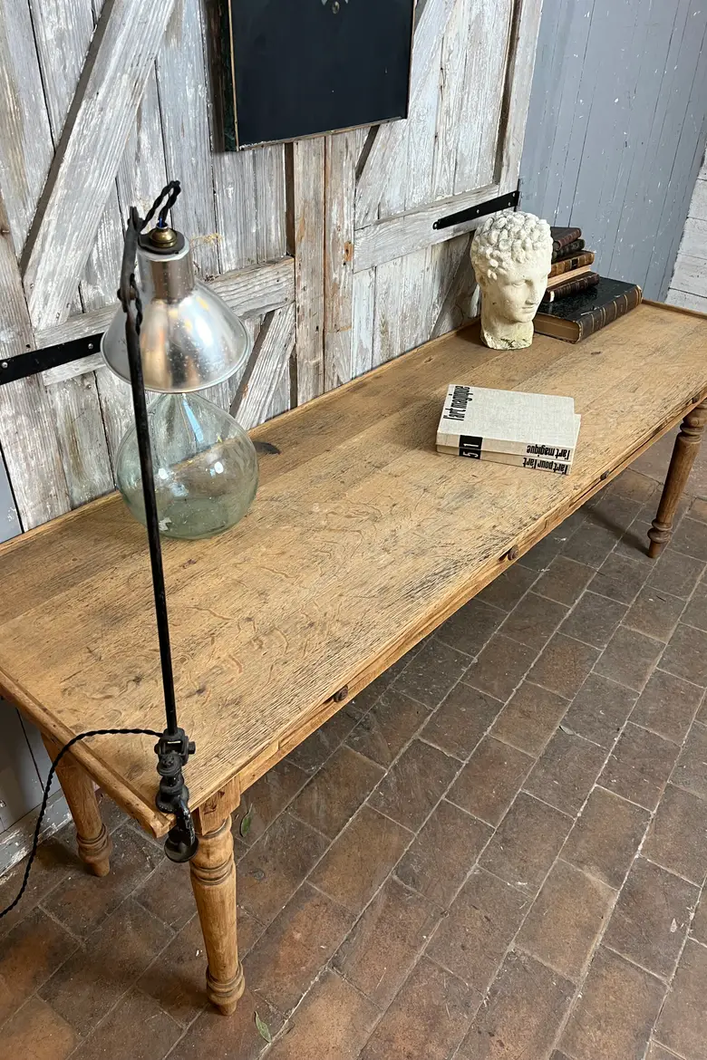 Ancien bureau de tapissier en chêne